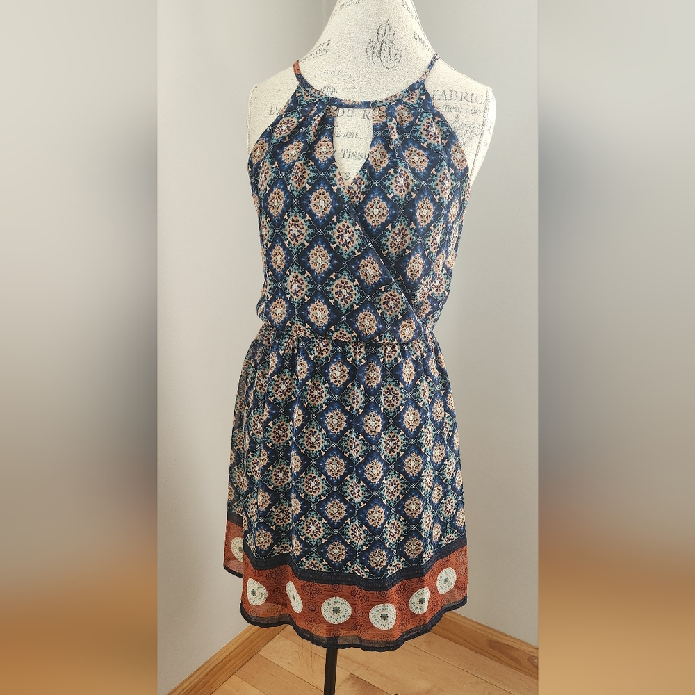 Mini sleveless halter top summer dress in size S